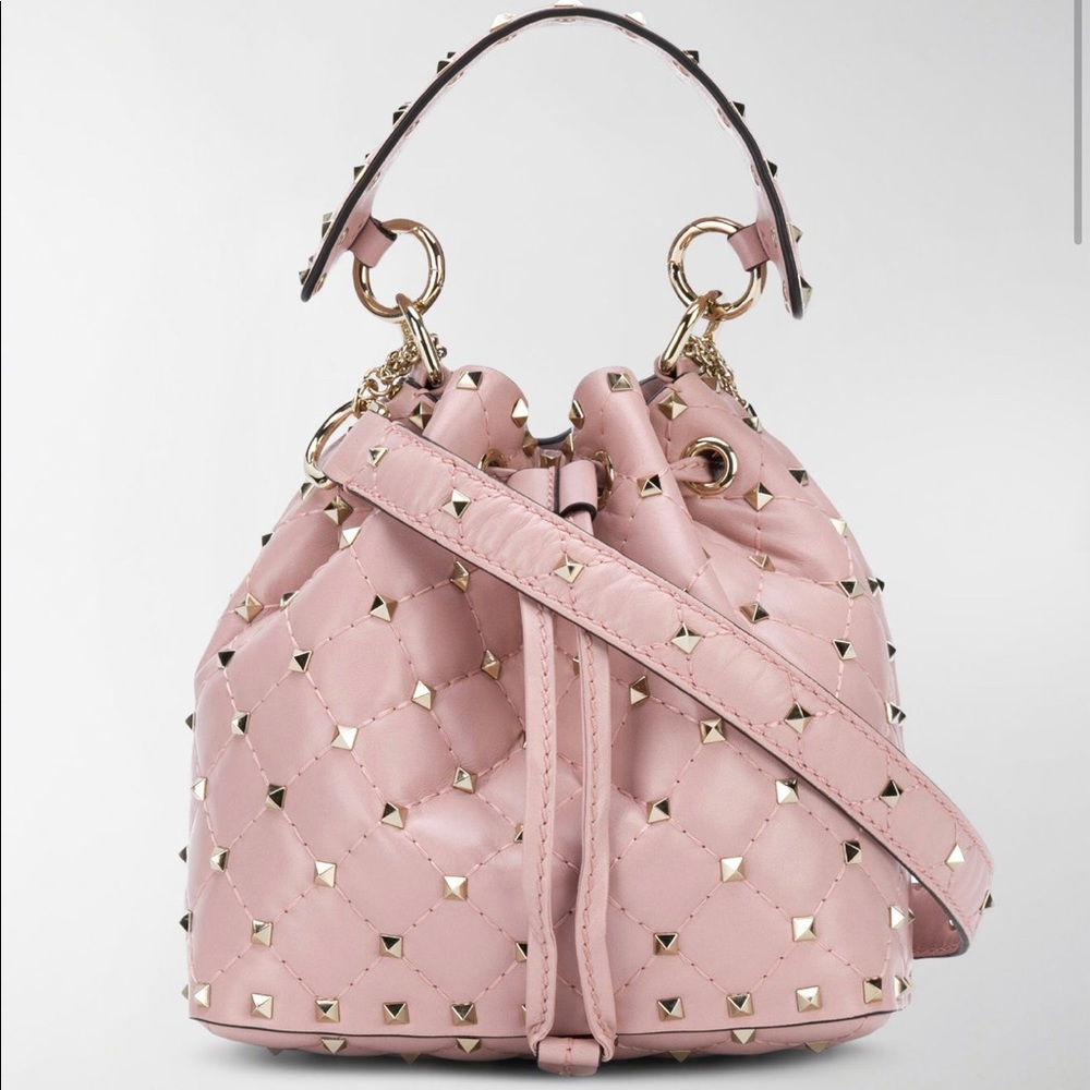 ‼️SOLD‼️Valentino Small Rockstud Bucket Bag
